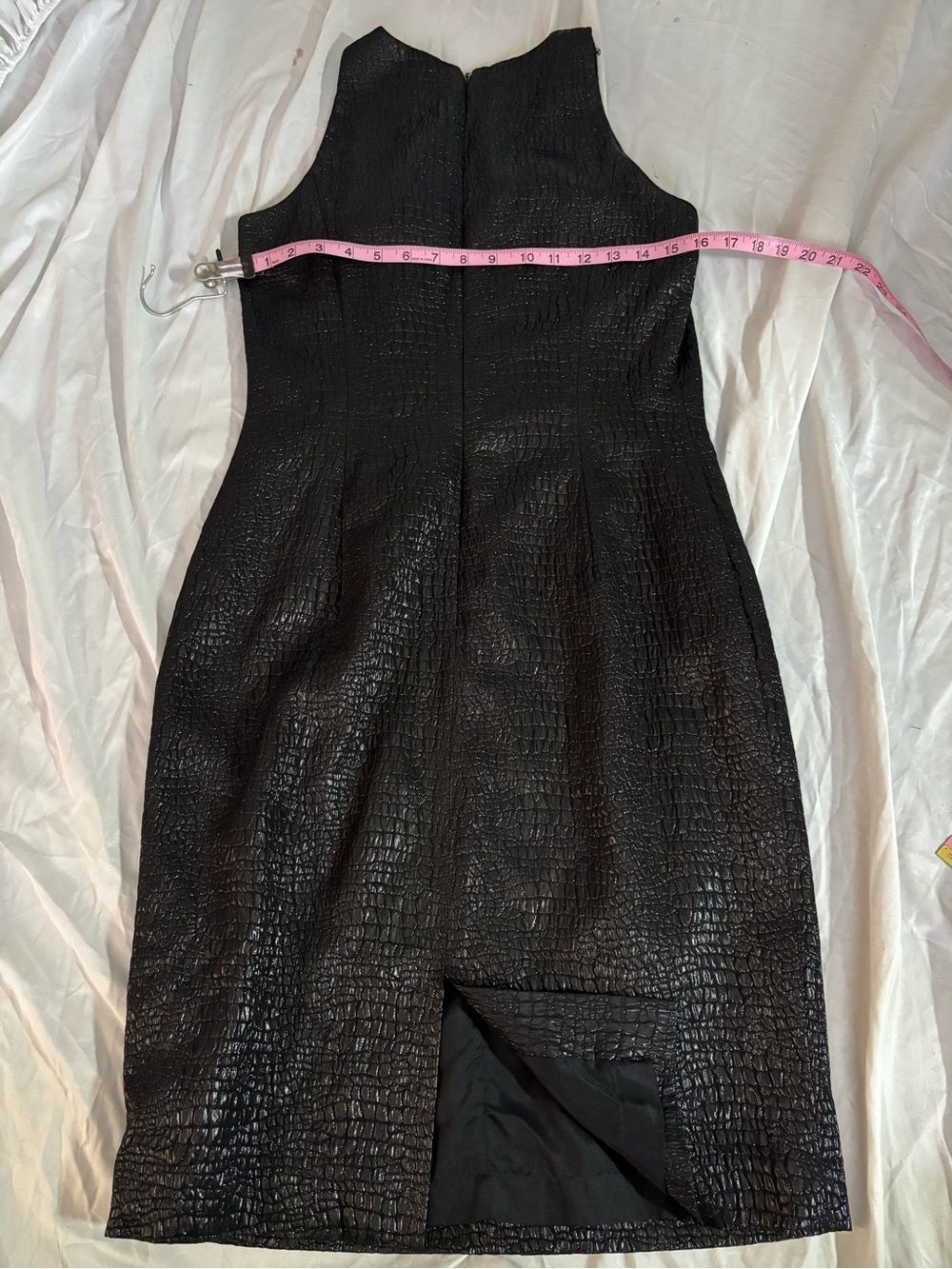 Carmen Marc Valvo Collection Black Textured Cocktail Dress | Size 10 - Picture 6 of 7